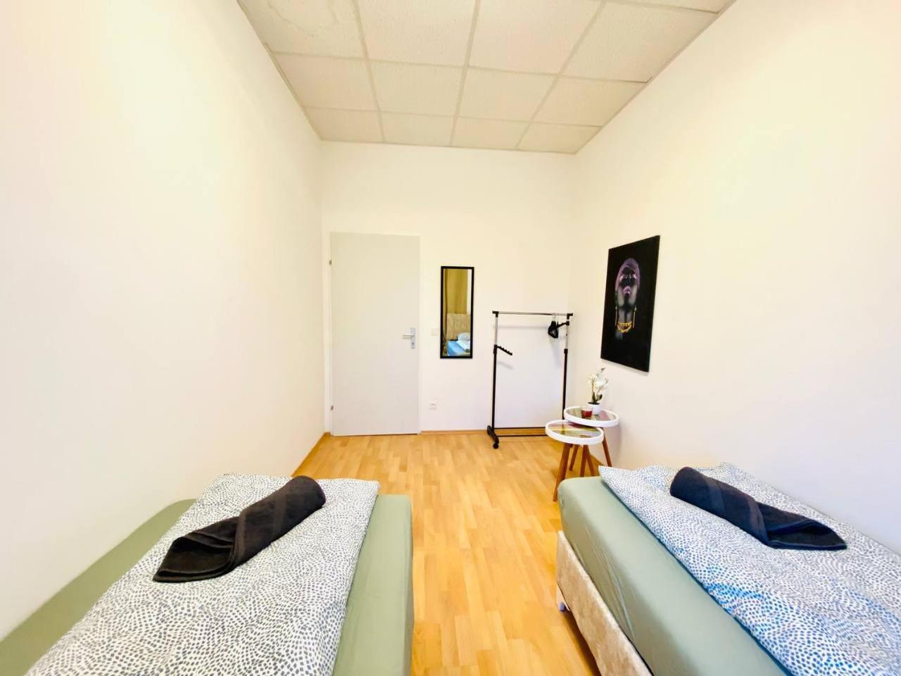 Comfortable Room In The 23Rd District Of Vienna Fr4 Екстериор снимка